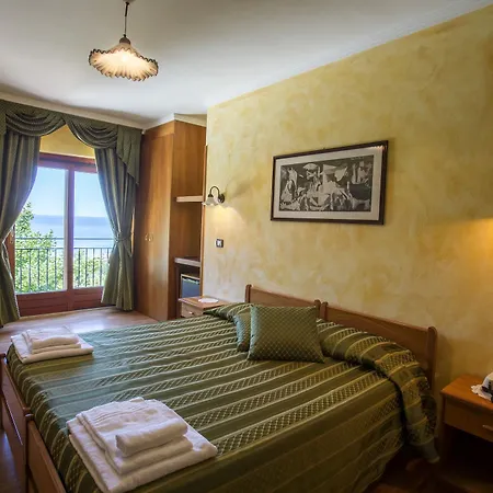 Hotel Internazionale 3*
