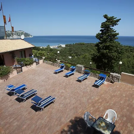 Internazionale Hotel 3*
