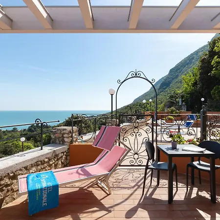 Internazionale 3* أنكونا