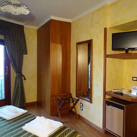 Internazionale فندق أنكونا